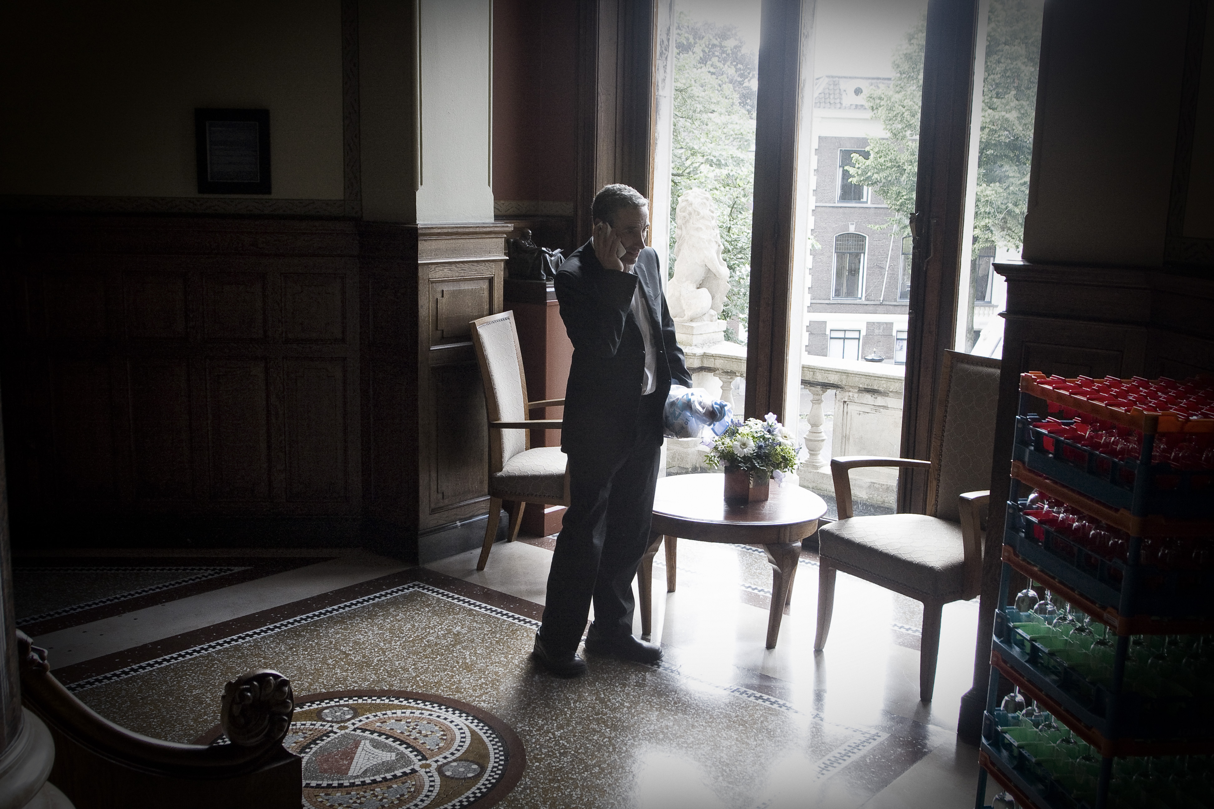 Douglas Rushkoff — backstage